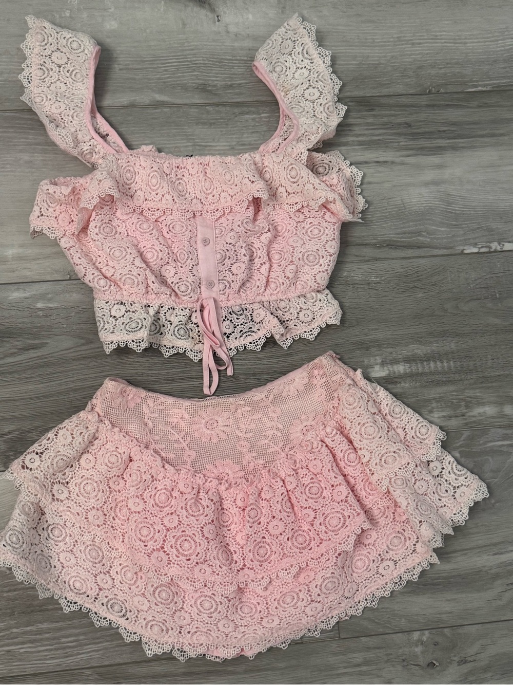 This pink crochet lace matching set - Picture 1 of 7